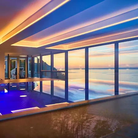 Apartment First Waterkantsuite